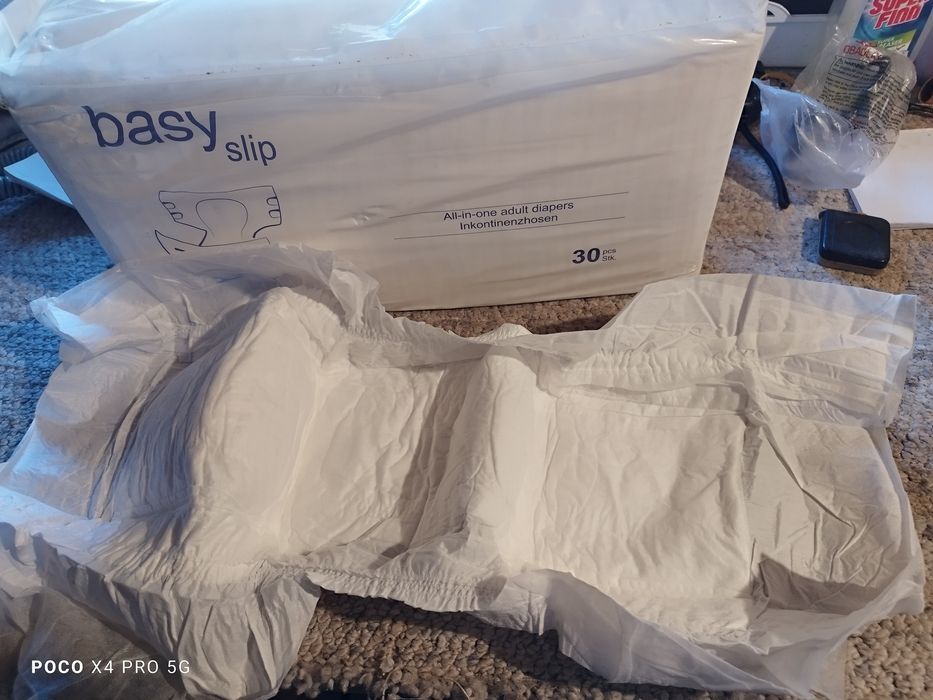 Pampersy ,pieluchomajtki dla dorosłych L