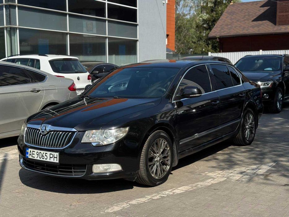Skoda Superb 2009р 2,0 Дизель! Автомат! Обмін! Розстрочка!