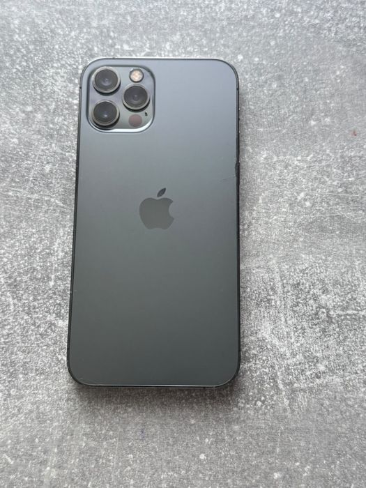 Продам Iphone 12 pro