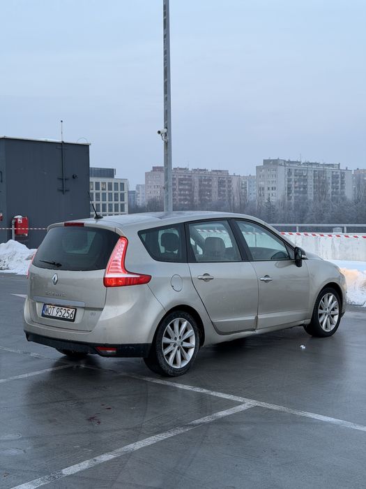 Renault Scenic 3 •Automat•  2.0 diesel•2012