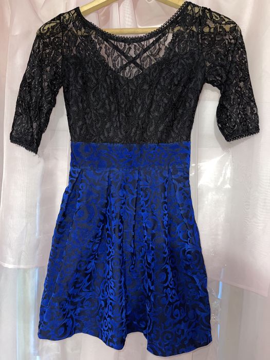 Платье вечернее