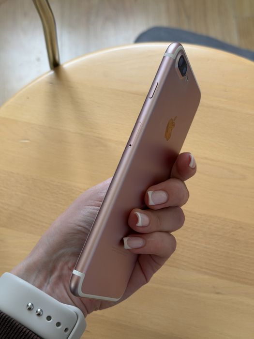 Iphone 7+ plus, 32 гб