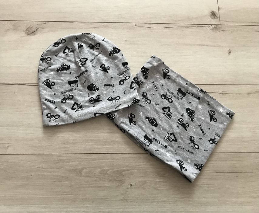 Комплект  шапка із хомутом на весну та осінь для хлопчиків  98/104/110