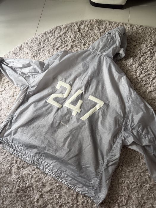 Ветрівка Represent 247 Moonstone