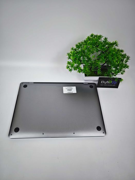 Apple MacBook A1989 13,3"  i7/16GB/256GB , 2019 rok, GWARANCJA