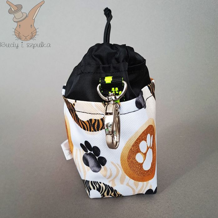 Sakiewka na przysmaki dla pupila