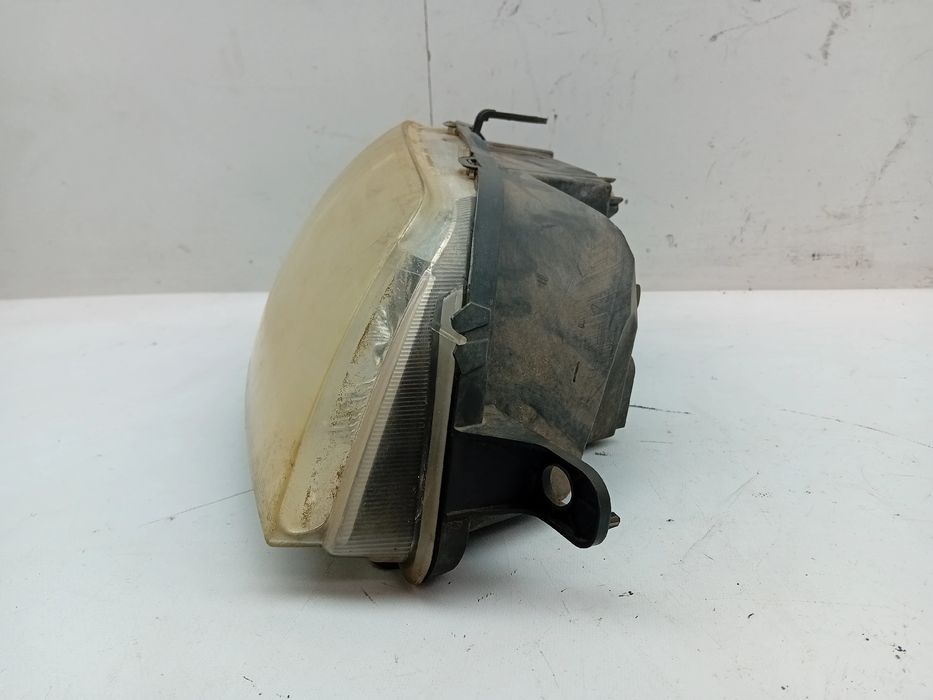 Ótica / farol esquerda FIAT Punto (188_)