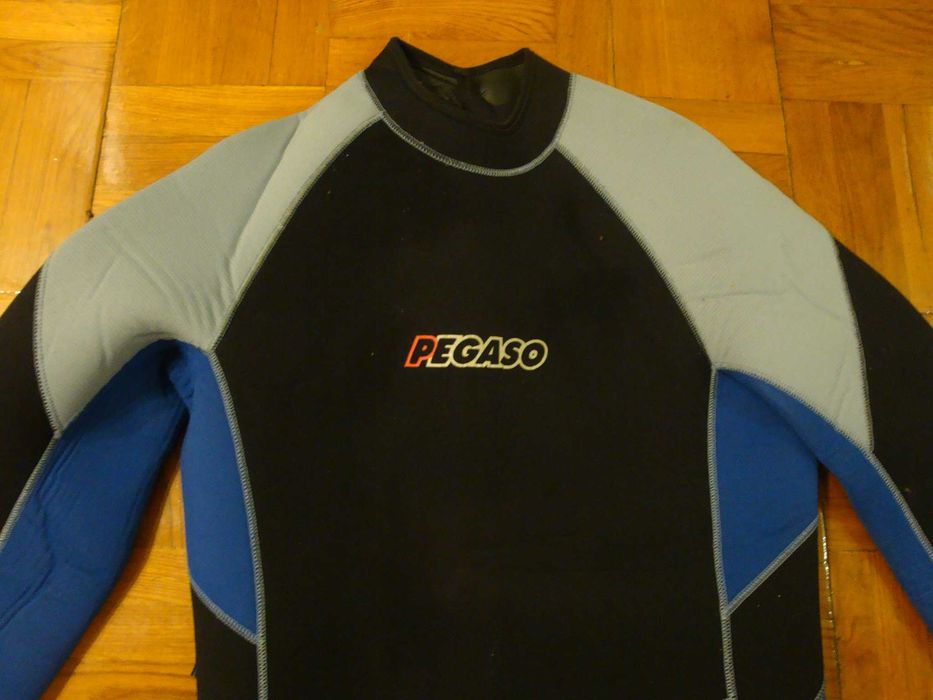 Гидрокостюм PEGASO , размер 54 ( XL ) , толщина 6,5 mm