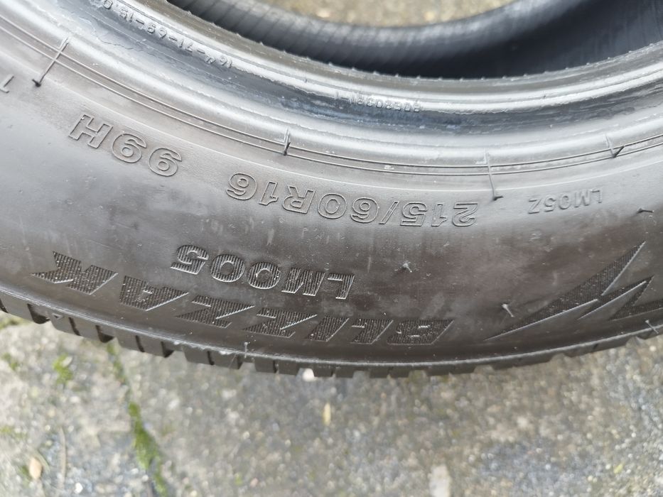 1szt Bridgestone Blizzak LM005 215/60/16 99H 8mm 2024rok