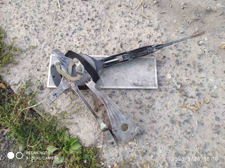 Трапеція дворников