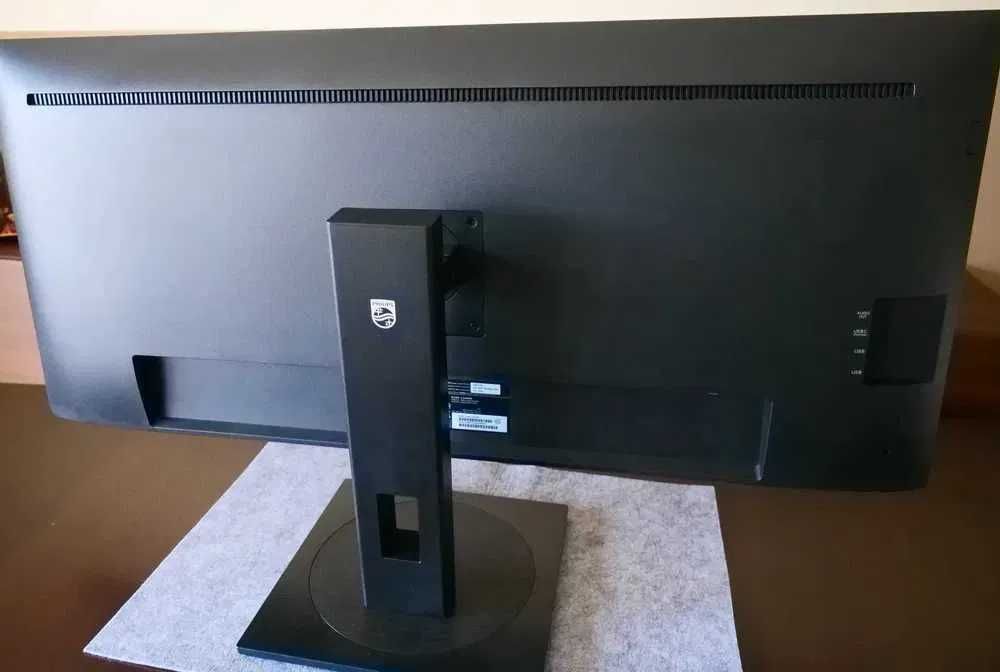 Monitor Philips 40” UltraWide 2K 120Hz IPS – Como Novo + Garantia