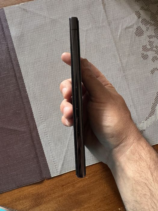 Продам Samsung Galaxy S23 Ultra 12/512Gb