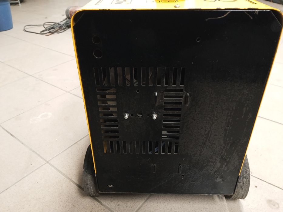 Spawarka elektrodowa TITAN  255E DECA
