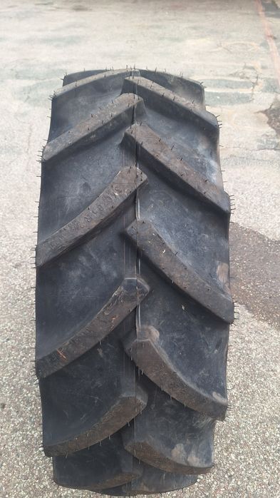 Opona 340/85/24 Mitas ac85 13.6R24