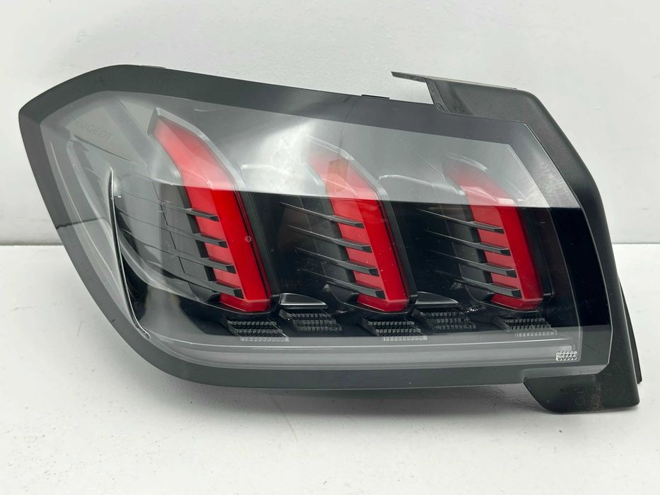 Farolim Esquerdo (LED) - Peugeot 208 II