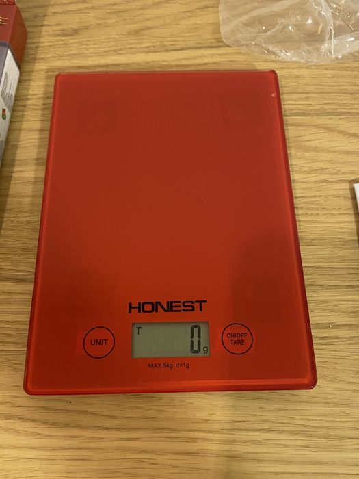 Balança NOVA de cozinha nova, pesa em gramas e kg