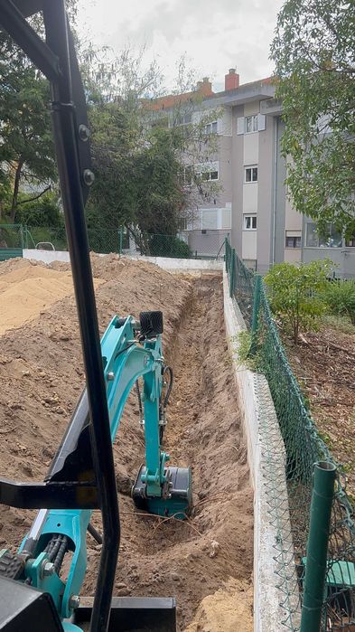Recolha de Entulho, Demolições, Escavaçoes.