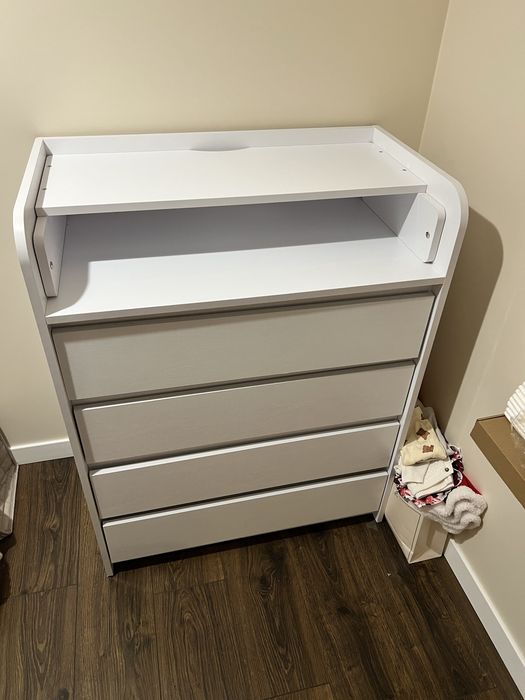 Пеленальний комод