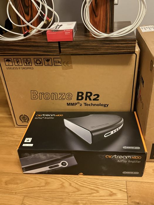 Monitor audio zestaw