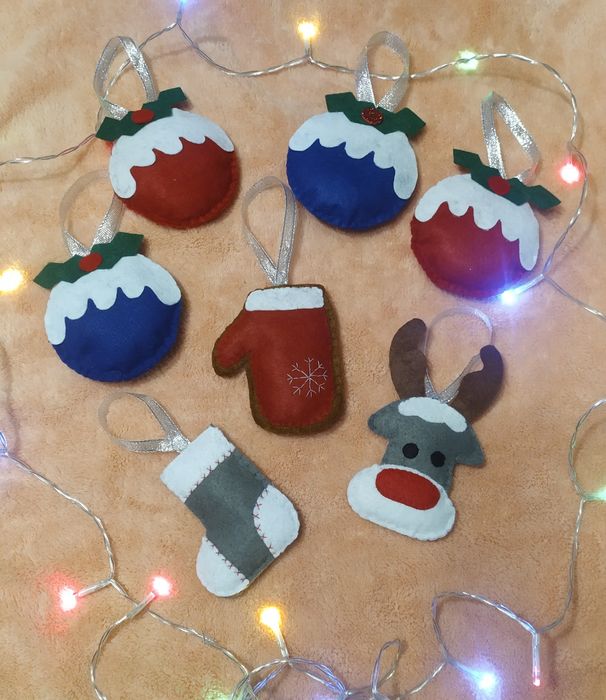 Новорічні іграшки ручної роботи