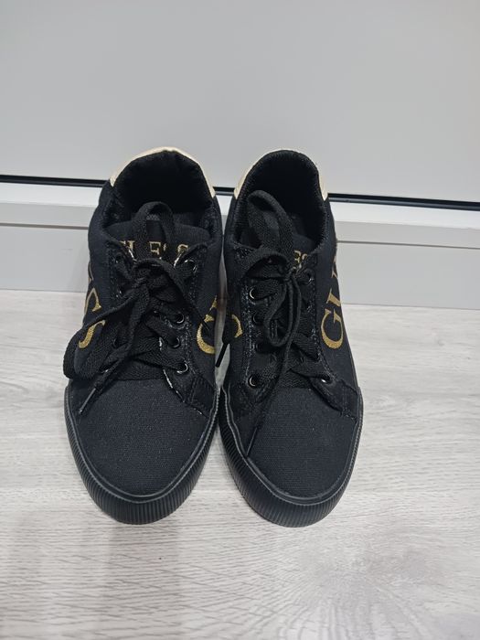 Czarno-złote trampki Guess rozm. 36