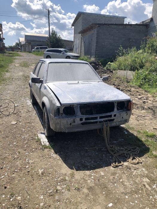 Ford escort 1.4 бензина
