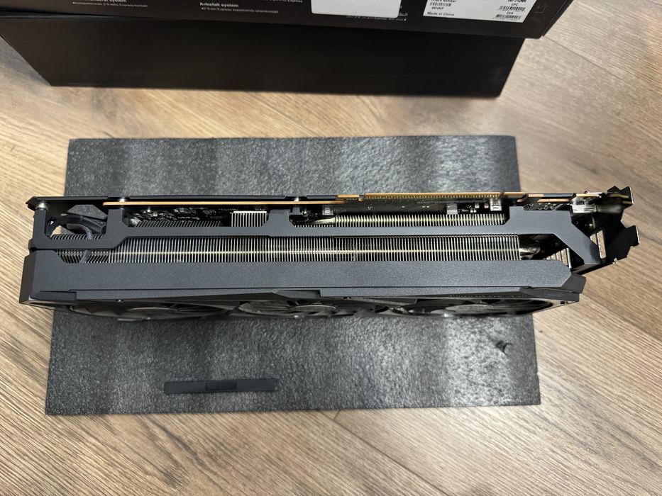 Відеокарта AMD Asus ROG Strix RX6700xt OC 12gb