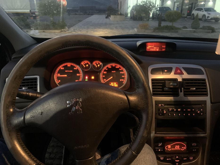 Продам авто марки Пежо 307 з надійним 2,0 дизельним двигуном