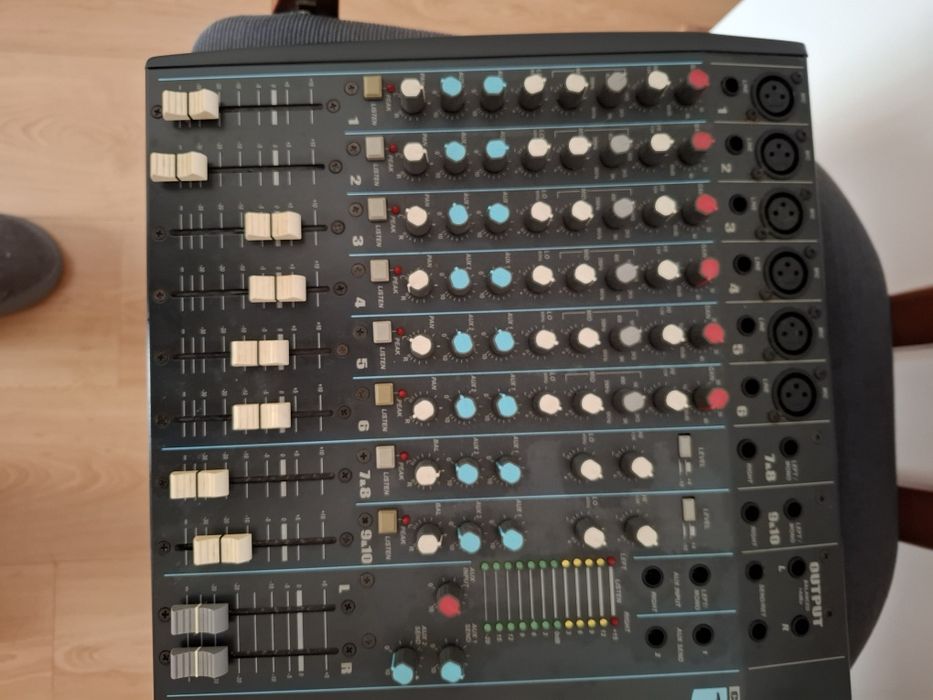 Mesa de mistura Áudio Studiomaster