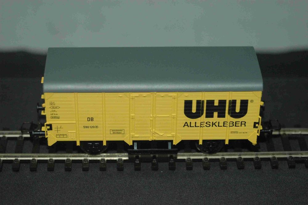 Vagão fechado (UHU) Fleischman HO