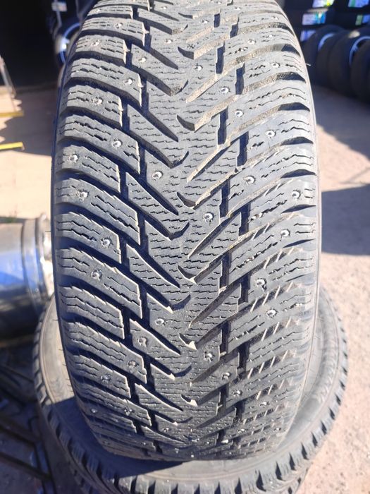 Шины 225/45/19 Nokian Hakkapeliitta 8