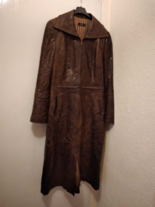 Płaszcz damski skórzany