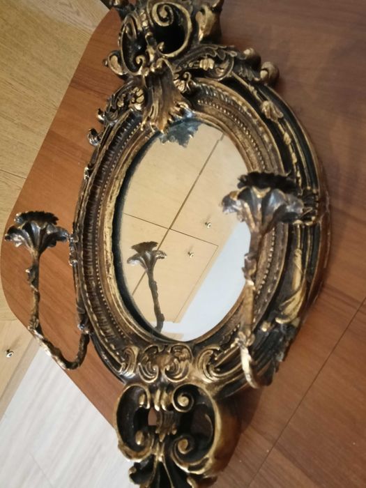 Piękne lustro w kolorze złota