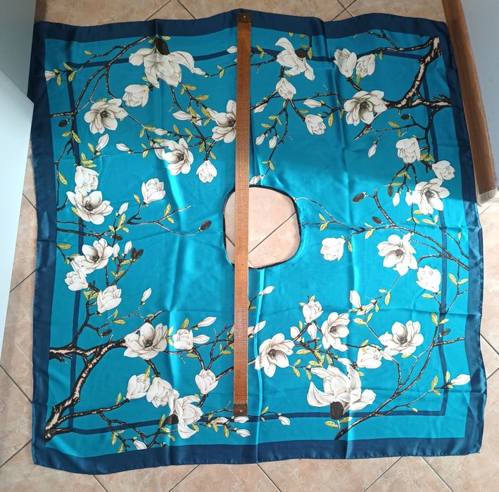 Шовкова блуза -шарф,нова