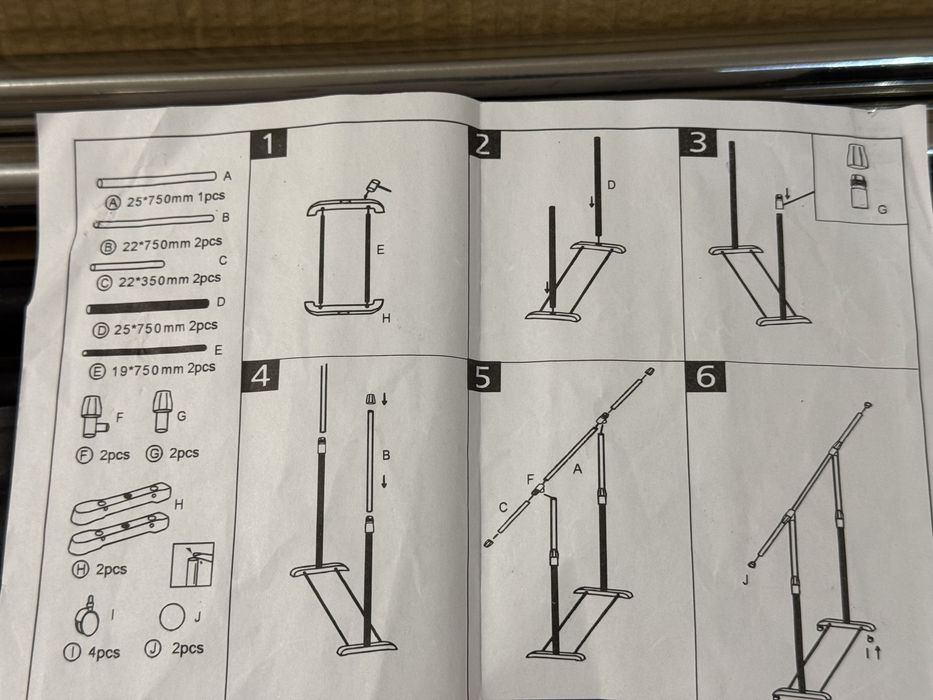 Charriot novo com cerca de 1,50m
