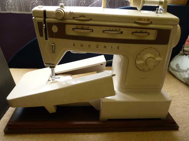 Maszyna do szycia Łucznik 814
