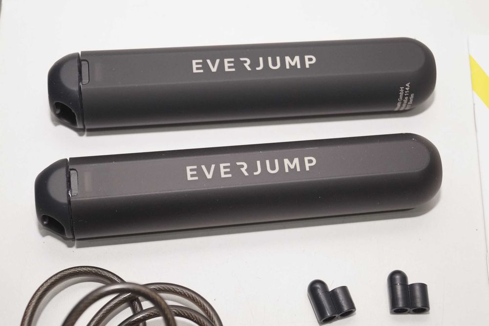 1730 Skakanka z licznikiem LED smart EVERJUMP ładowana App