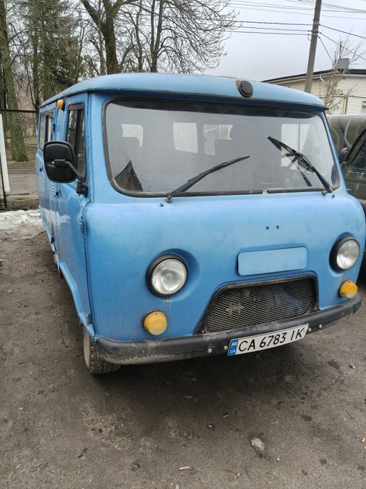 УАЗ 452 на ходу по кузову все хорошо