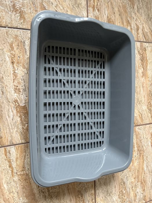 Глибокий лоток для котів  новий