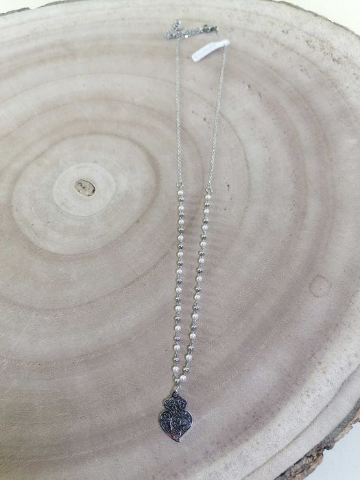Colar com bolinhas e coração de filigrana - Aço