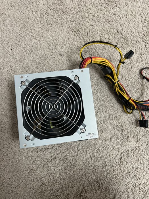 блок живлення до пк