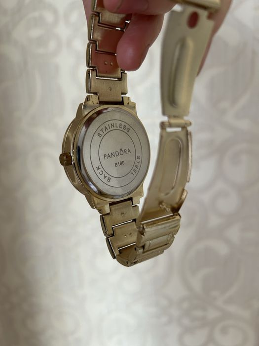 Продам наручные часы