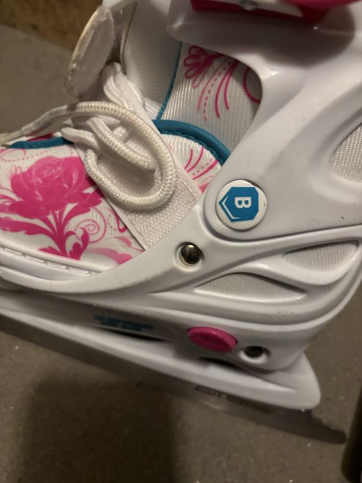 Sprzedam łyżwy dziewczęcę