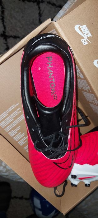 Chuteiras Nike Phantom GX Academy