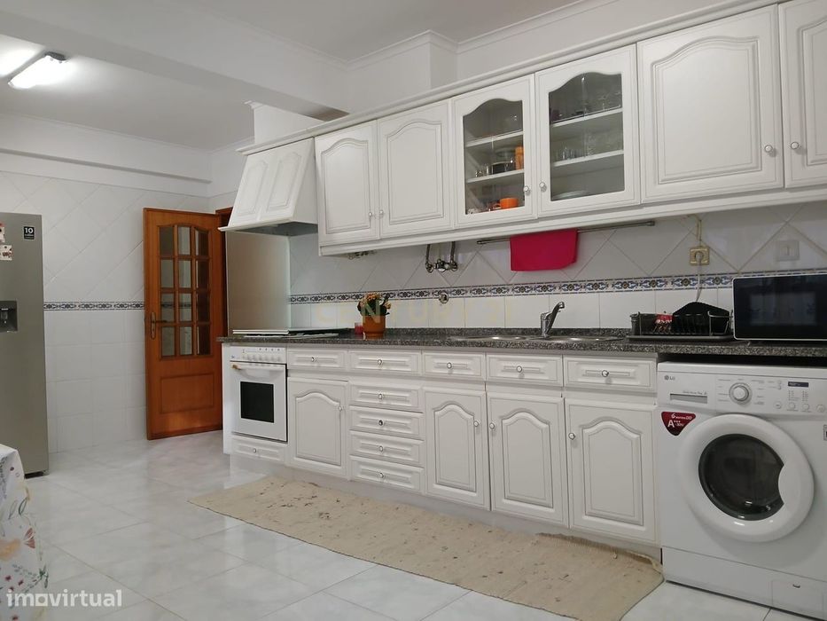 Arrendamento T2 em São Marcos, Cacem