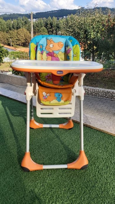 Cadeira de Alimentação Chicco Polly 2 em 1 - Colorida e Ajustável!