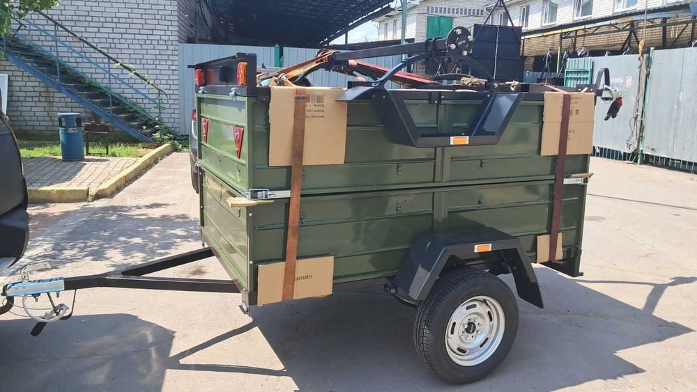 Прицеп легковий для перевезення вантажів з виробництва