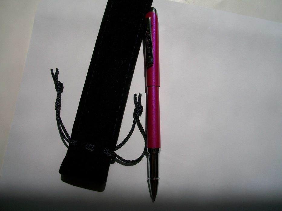 шариковая ручка Swarovski 5281124 Crystal Starlight  цвет фуксия ориг.