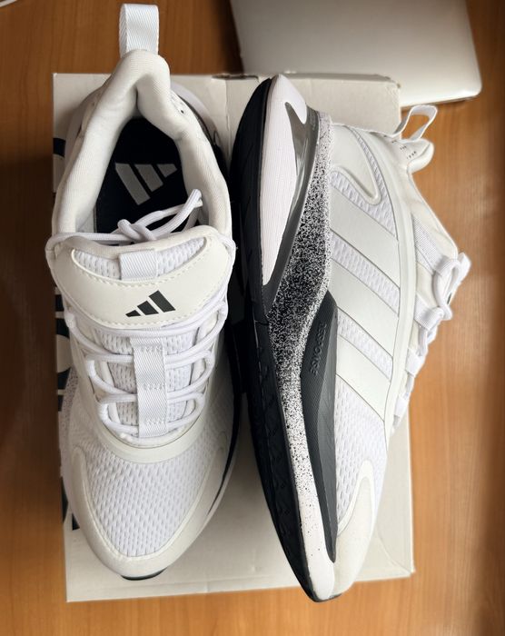 Кросівки adidas alpharesponse  41,5 розмір