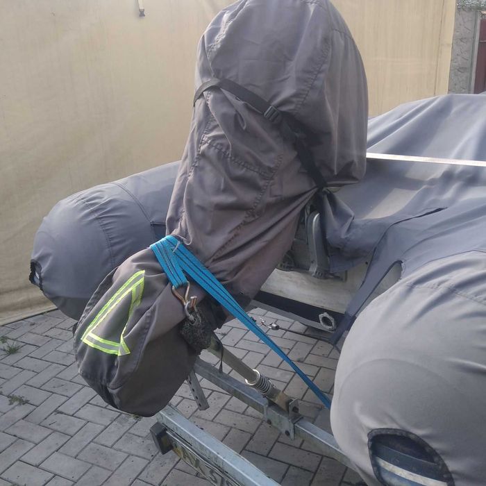 Продам моторную лодку HONDA с лафетом